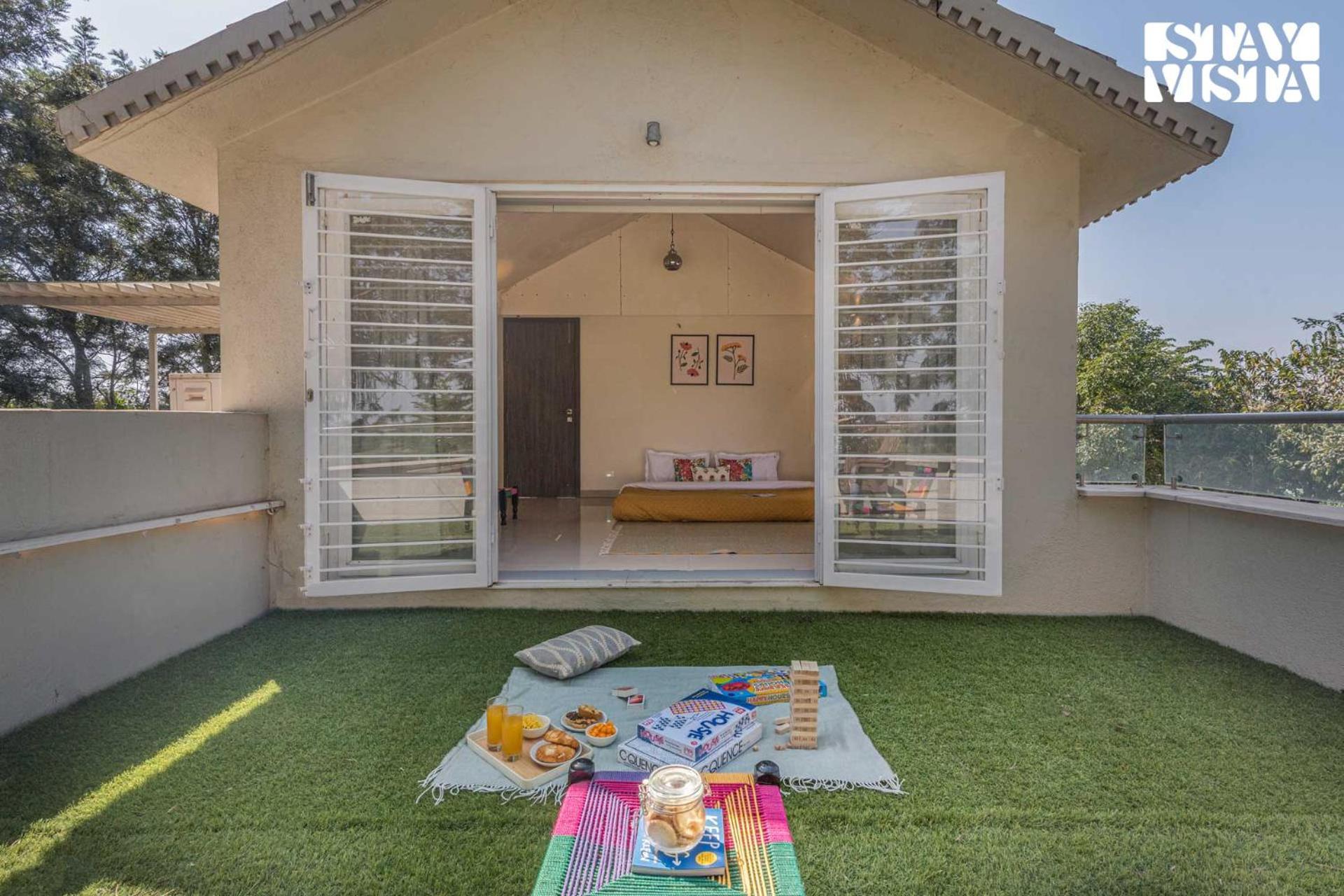 Stayvista'S Silver Grove - Serene Haven With Expansive Lawn & Terrace Nashik Exterior foto